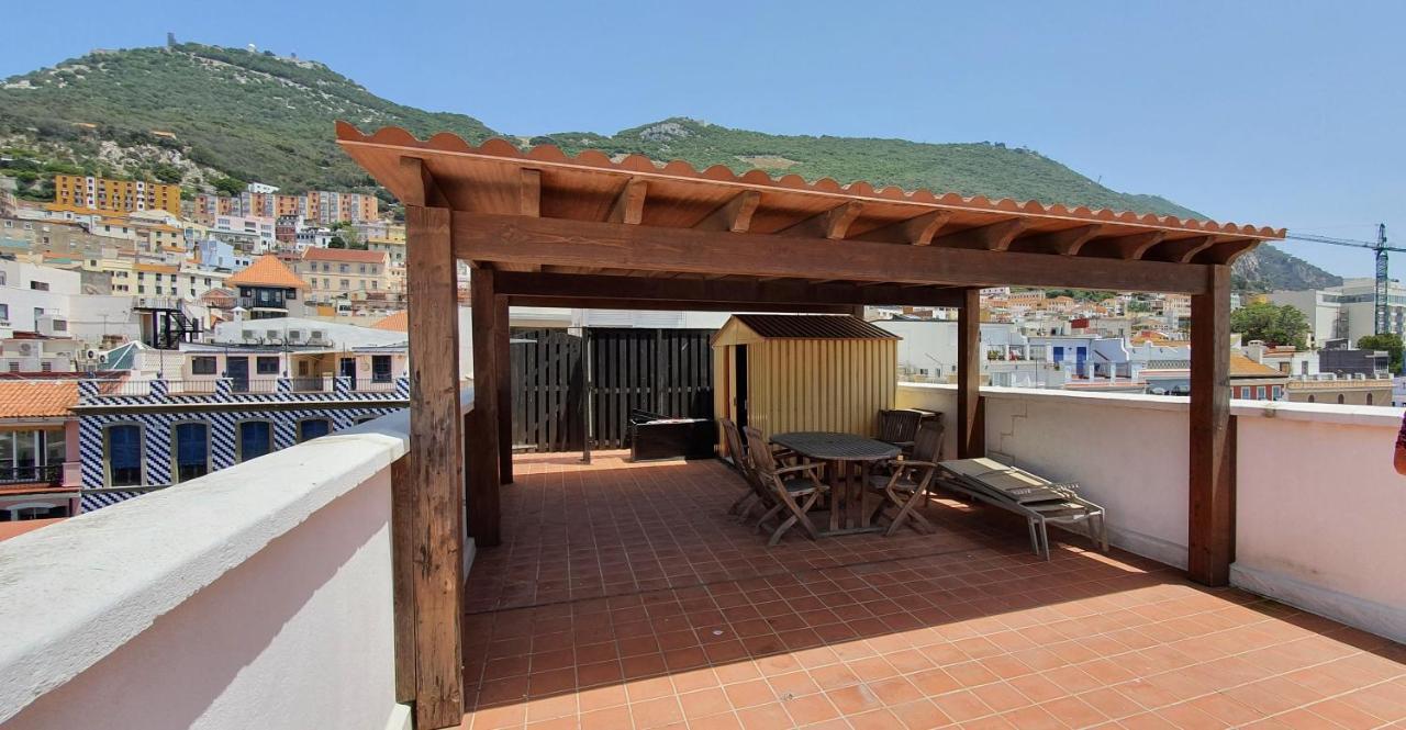 Apartamento Gibraltar Town Centre Flat With Roof Terrace Exterior foto