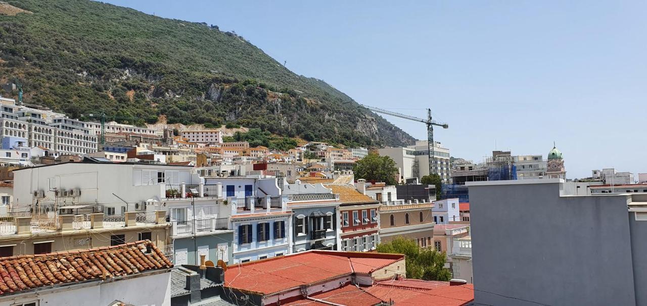 Apartamento Gibraltar Town Centre Flat With Roof Terrace Exterior foto