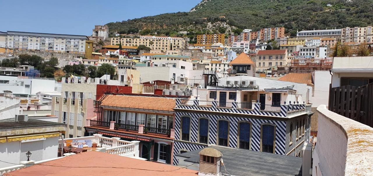 Apartamento Gibraltar Town Centre Flat With Roof Terrace Exterior foto